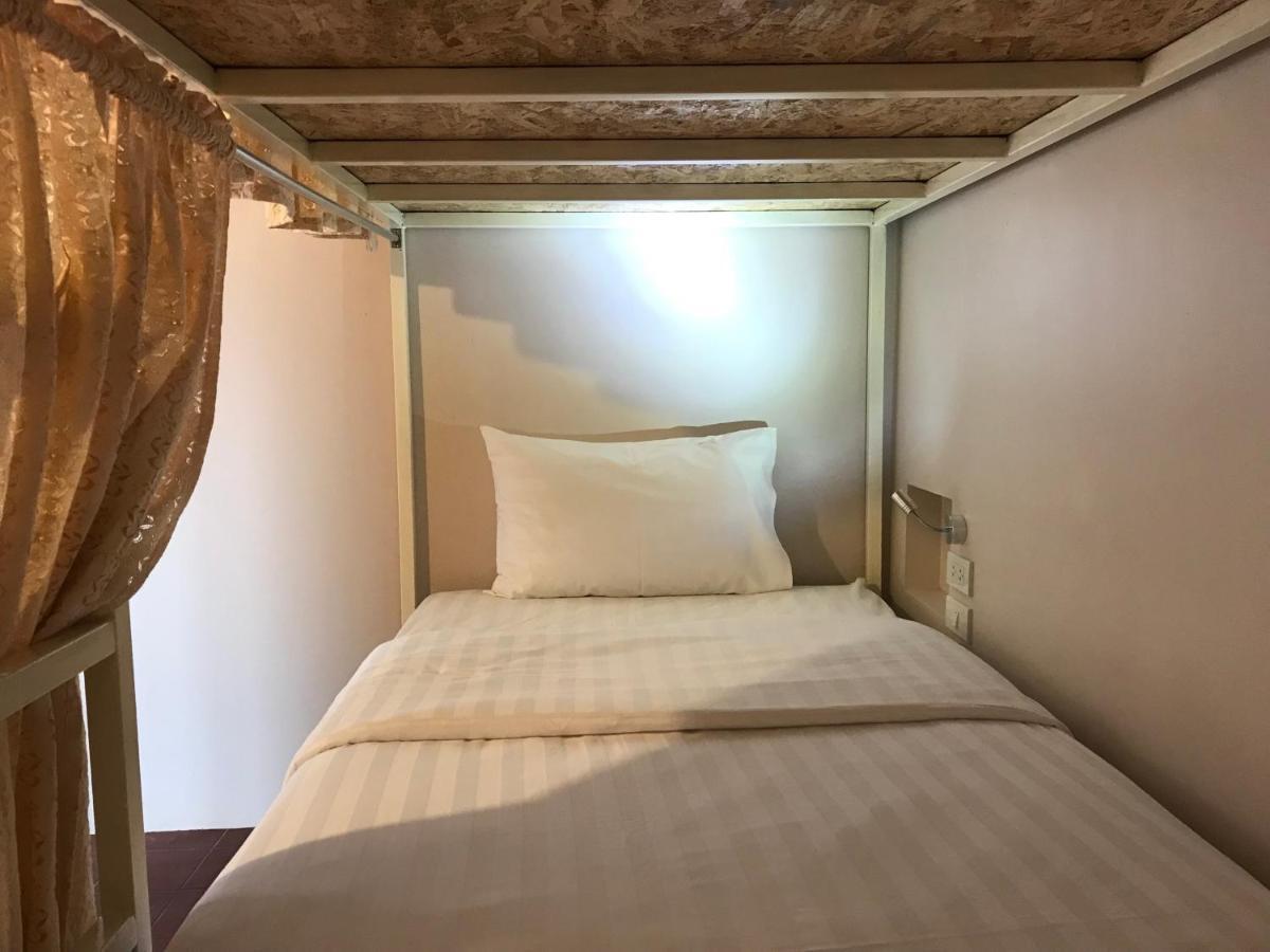 Insight Hostel Чиангмай Екстериор снимка